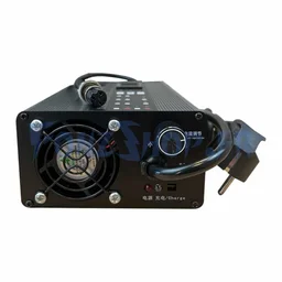 Chargeur rapide 60V > 67V 1-10A GX16-3P - Vue 2