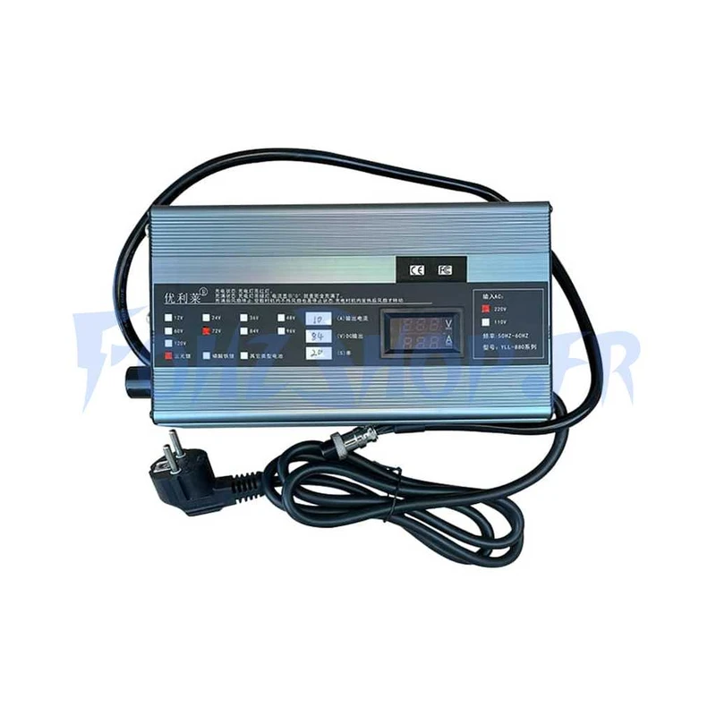 Chargeur rapide 72V > 84V 1-10A GX16-3P - Vue 1